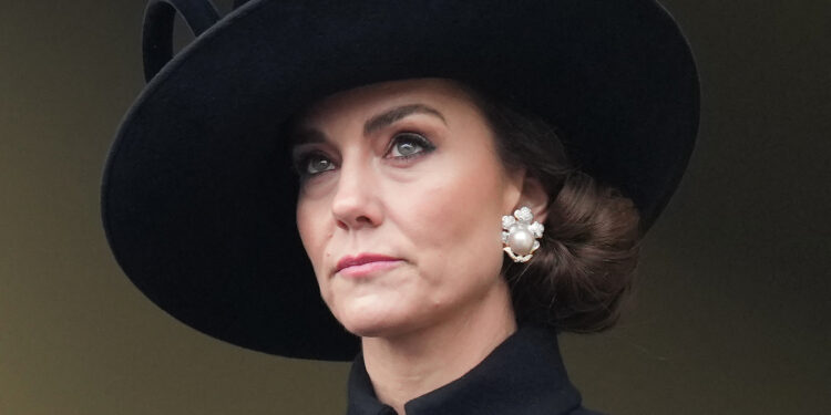 Kate Middleton Honors British Soldiers in Timeless Style at the 2023 National Service of Remembrance